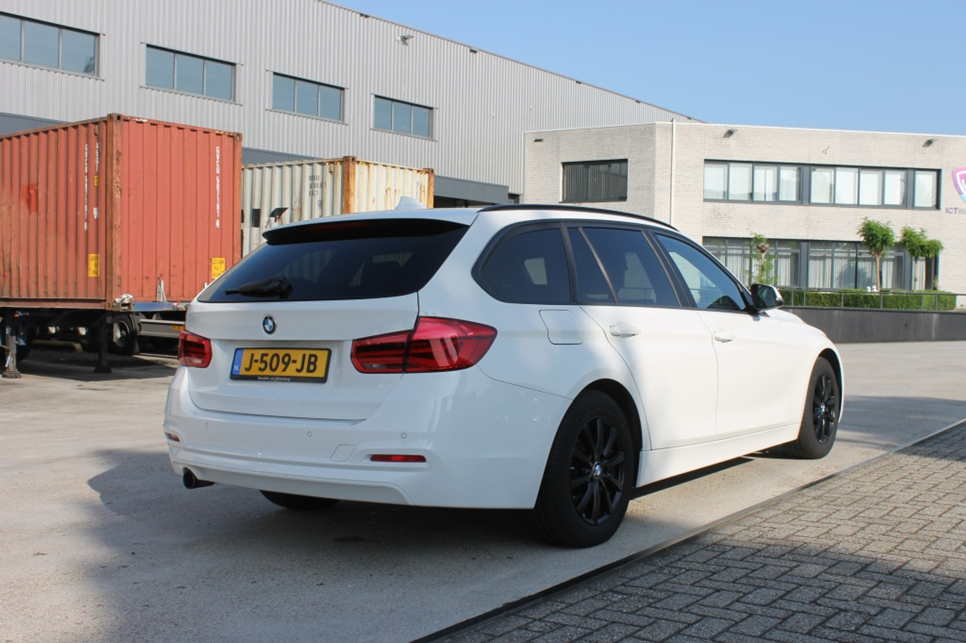 Foto van BMW 318i