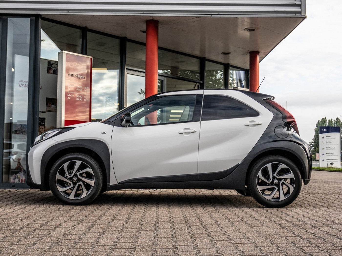 Foto van Toyota Toyota Aygo X