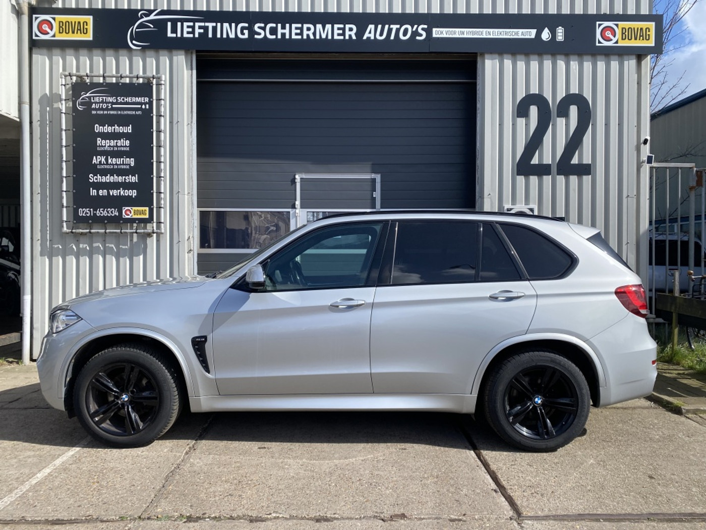 Foto van BMW X5 Xdrive30d