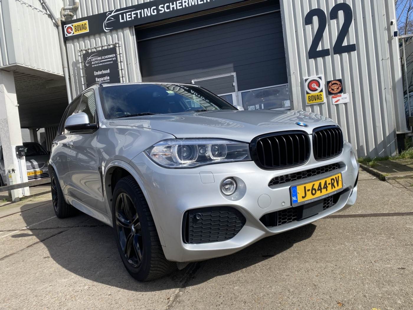 Foto van BMW X5 Xdrive30d