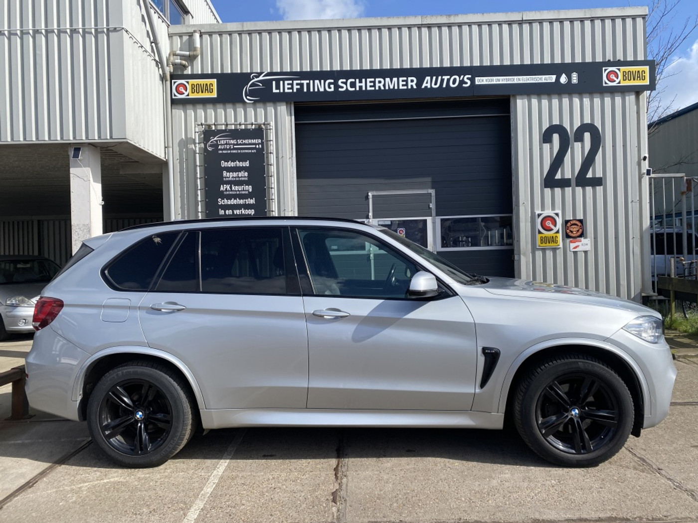 Foto van BMW X5 Xdrive30d