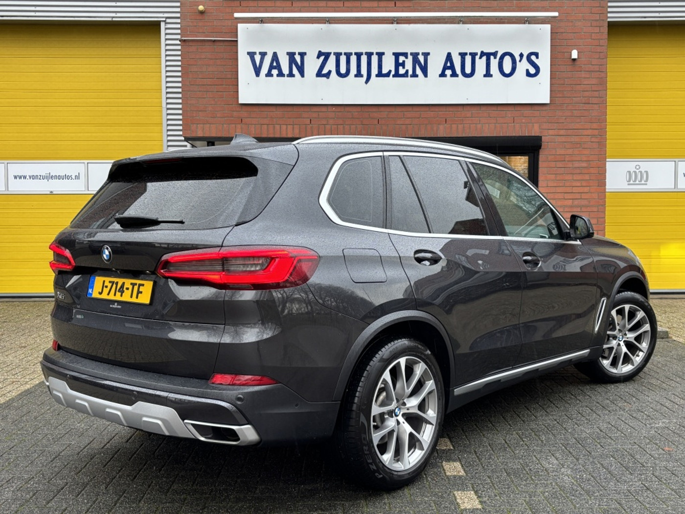 Foto van BMW X5 Xdrive30d