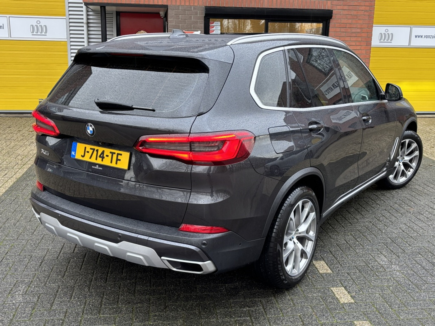 Foto van BMW X5 Xdrive30d