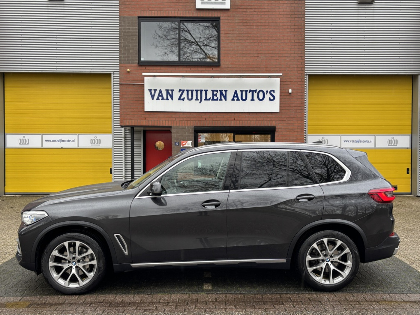 Foto van BMW X5 Xdrive30d