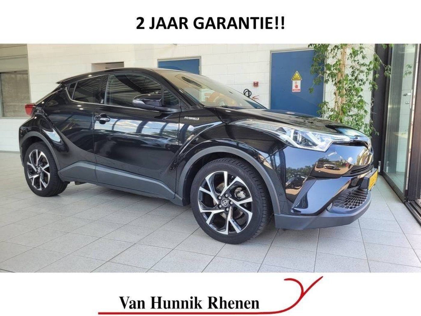 Toyota Toyota C-hr 1.8 Dynamic | Navi | Dodehoekdetectie | Parksens V+A | Trekhaak 2019 - voorkant