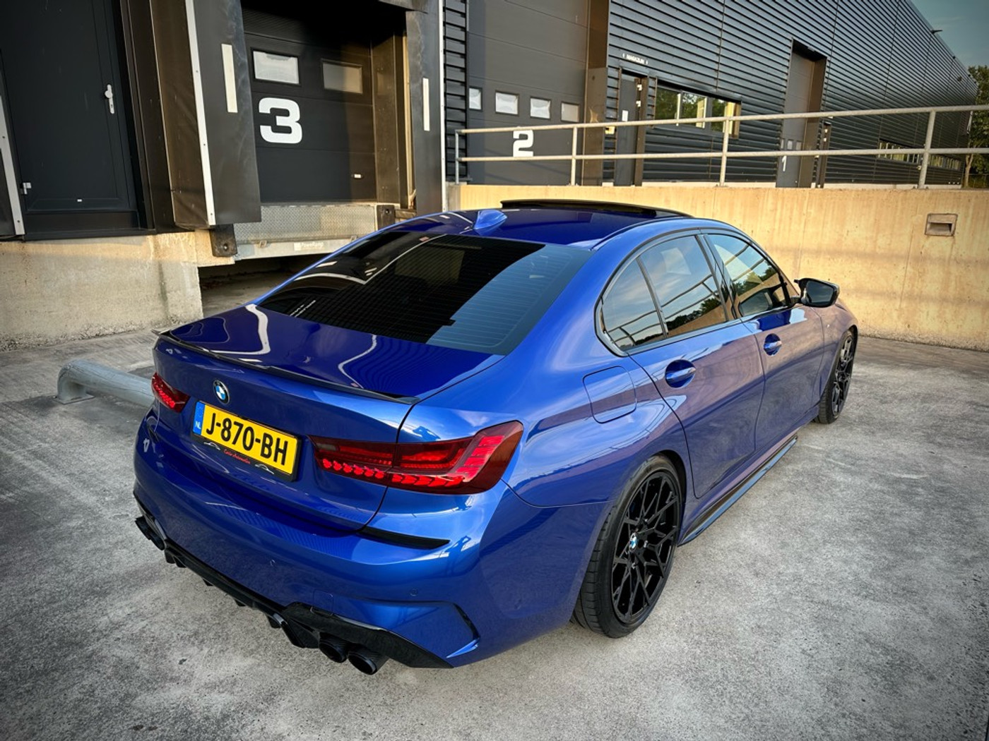 Foto van BMW 320i