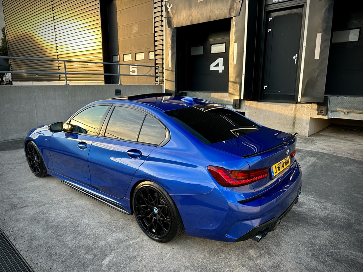Foto van BMW 320i