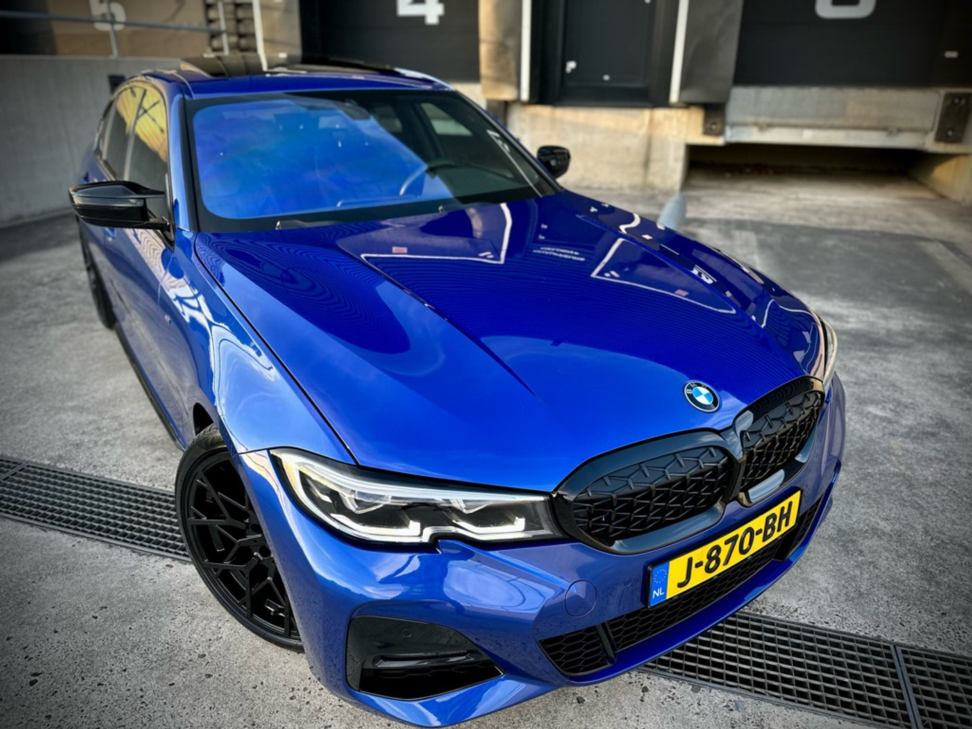 Foto van BMW 320i