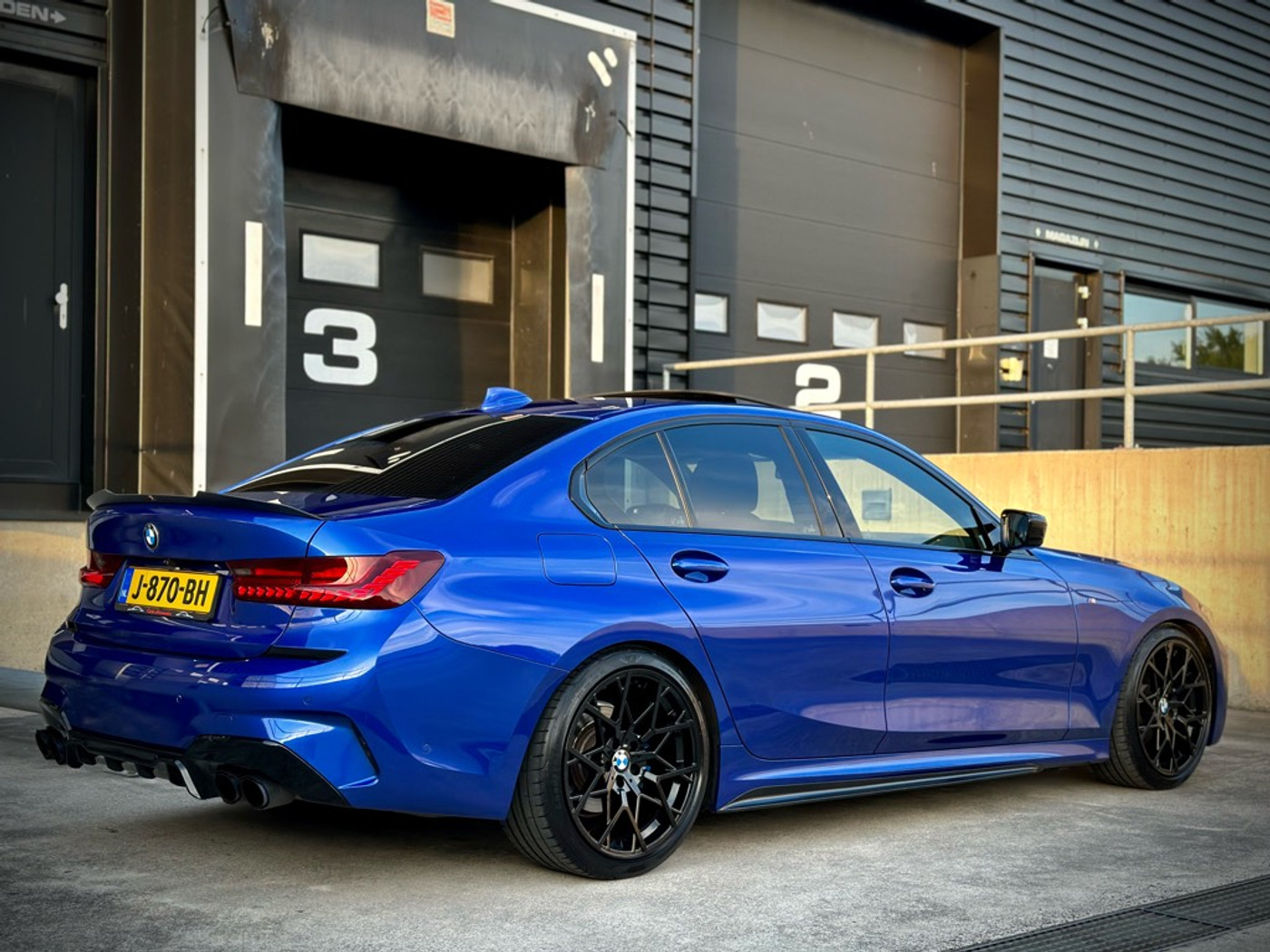 Foto van BMW 320i