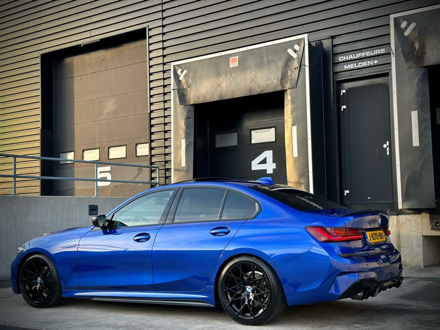 Foto van BMW 320i