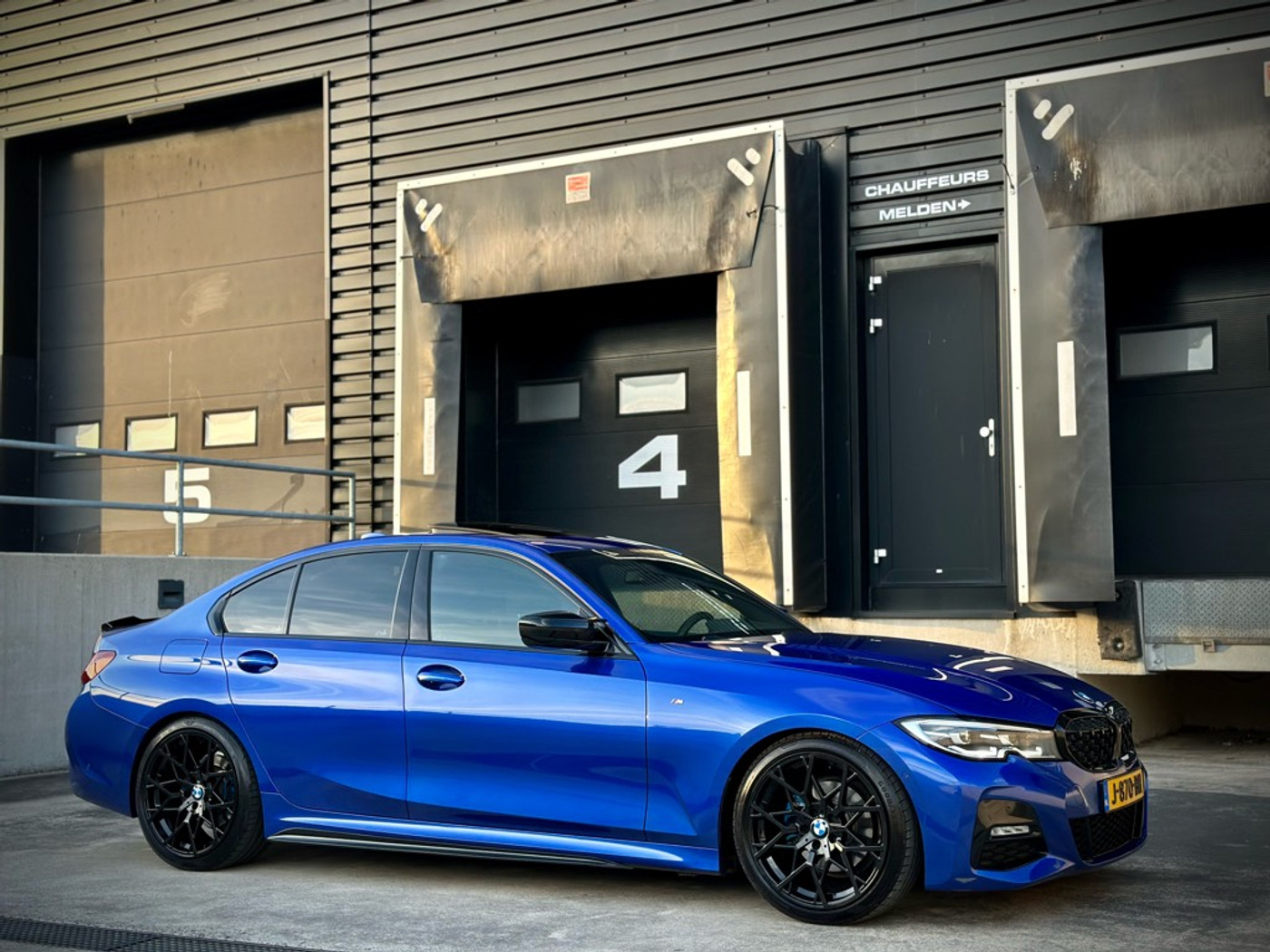 Foto van BMW 320i