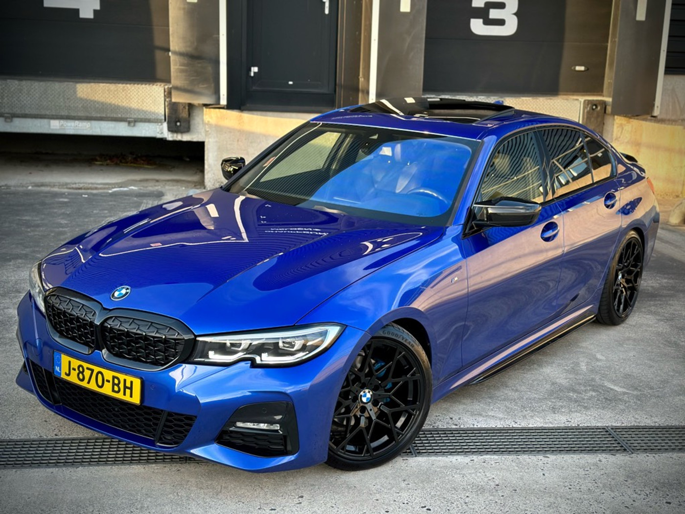 Foto van BMW 320i