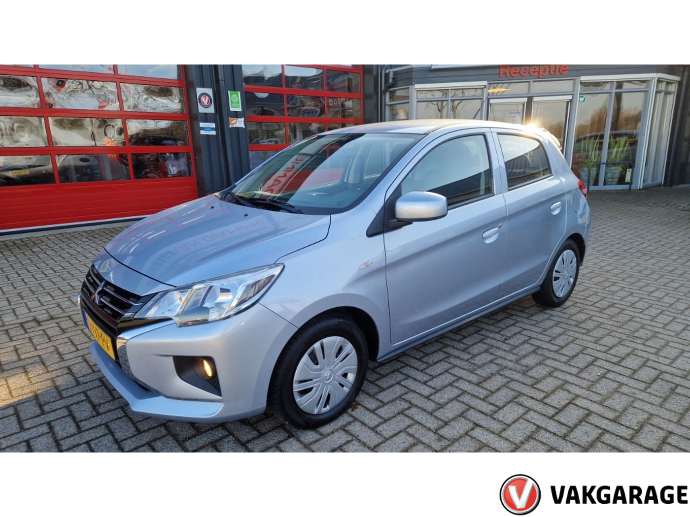 Foto van Mitsubishi Space Star
