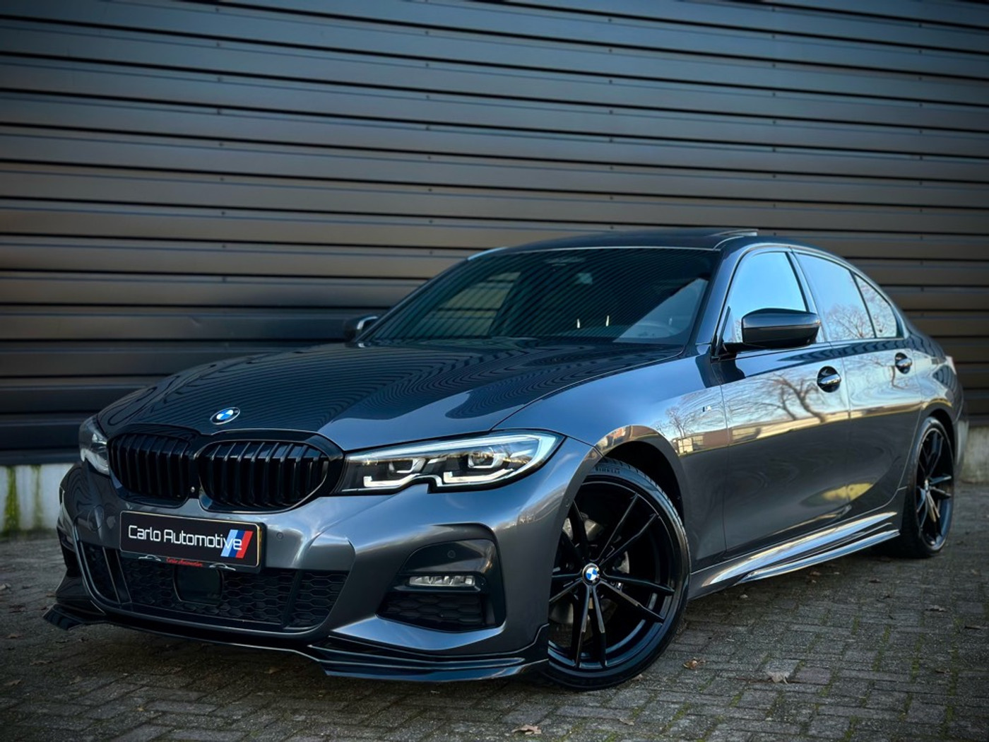 Foto van BMW 320i