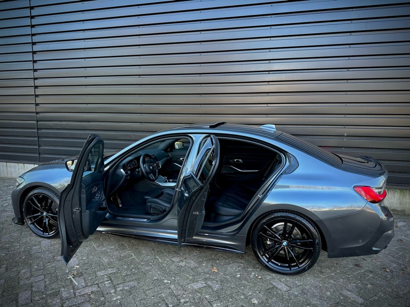 Foto van BMW 320i