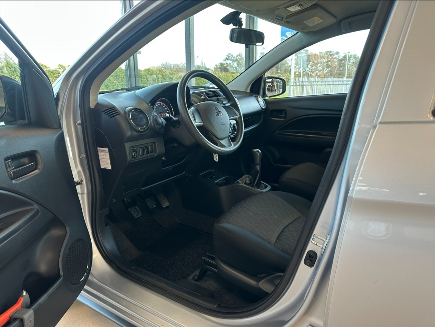Foto van Mitsubishi Space Star
