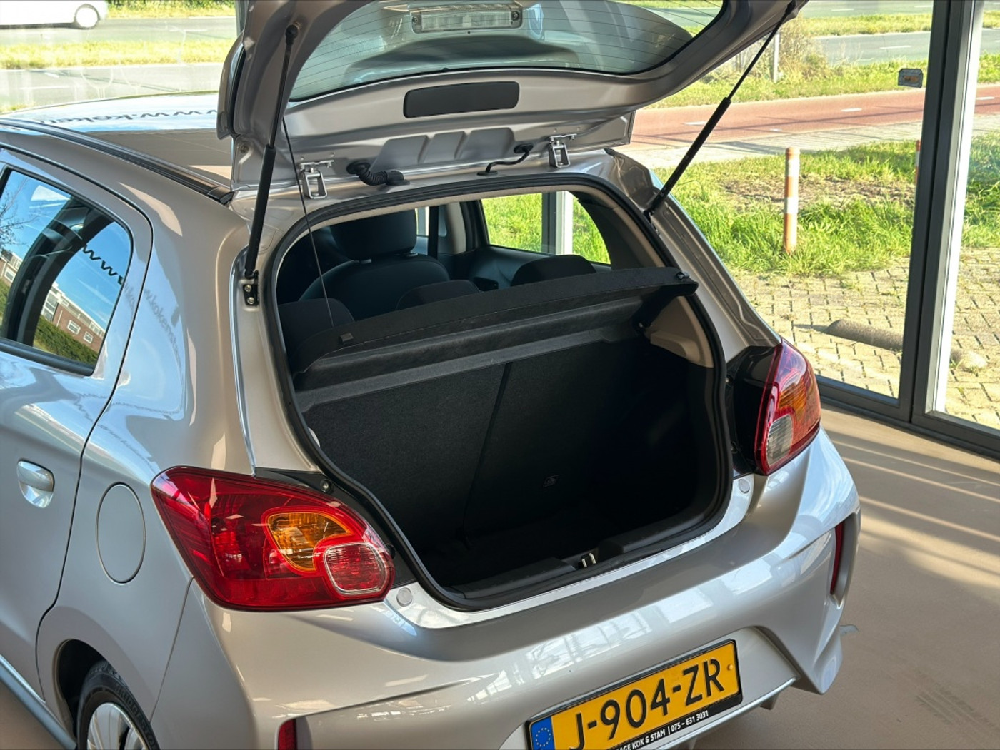 Foto van Mitsubishi Space Star