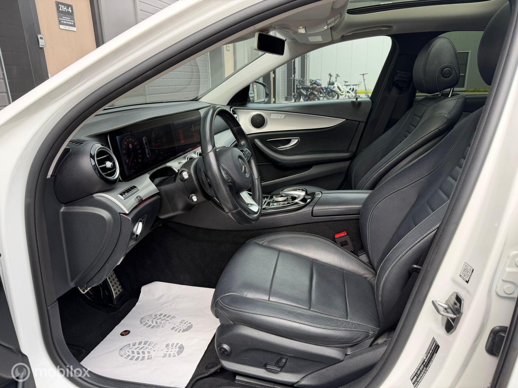 Foto van Mercedes-Benz E 220 D