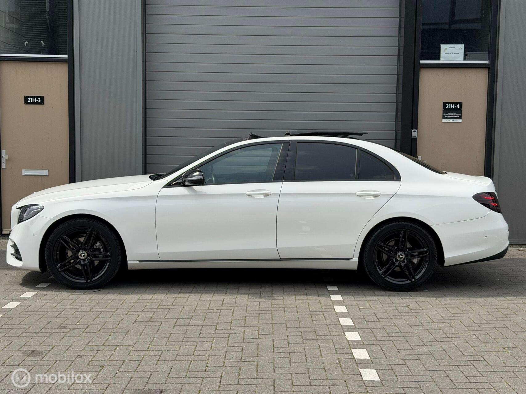 Foto van Mercedes-Benz E 220 D