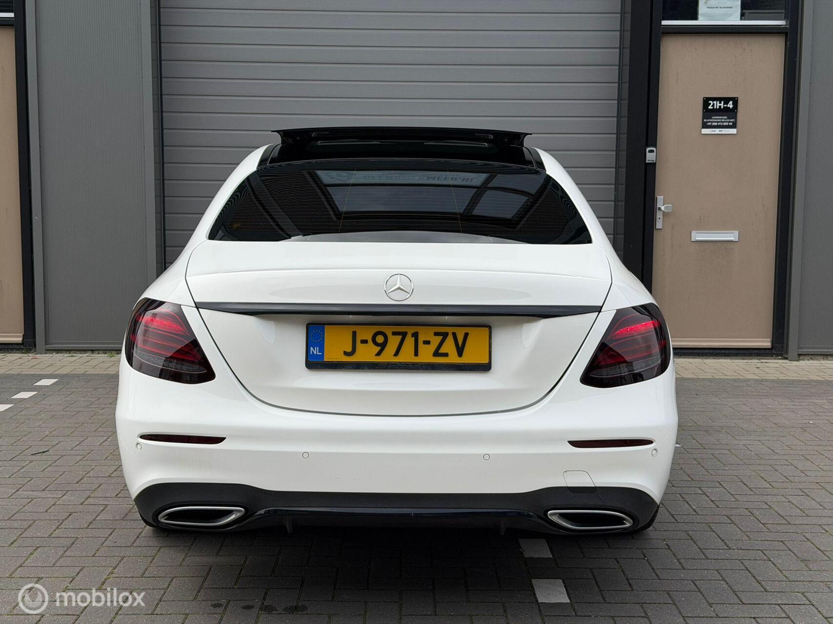 Foto van Mercedes-Benz E 220 D