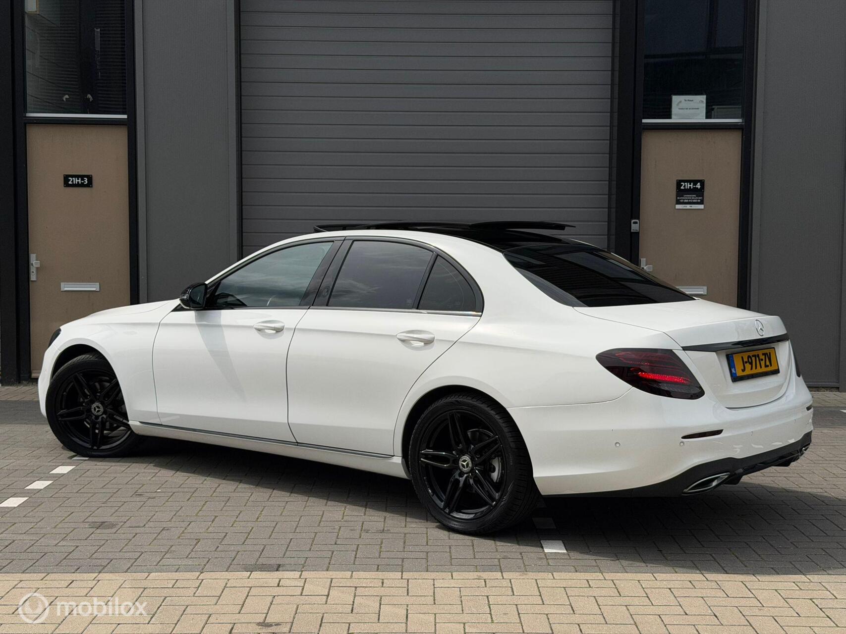 Foto van Mercedes-Benz E 220 D