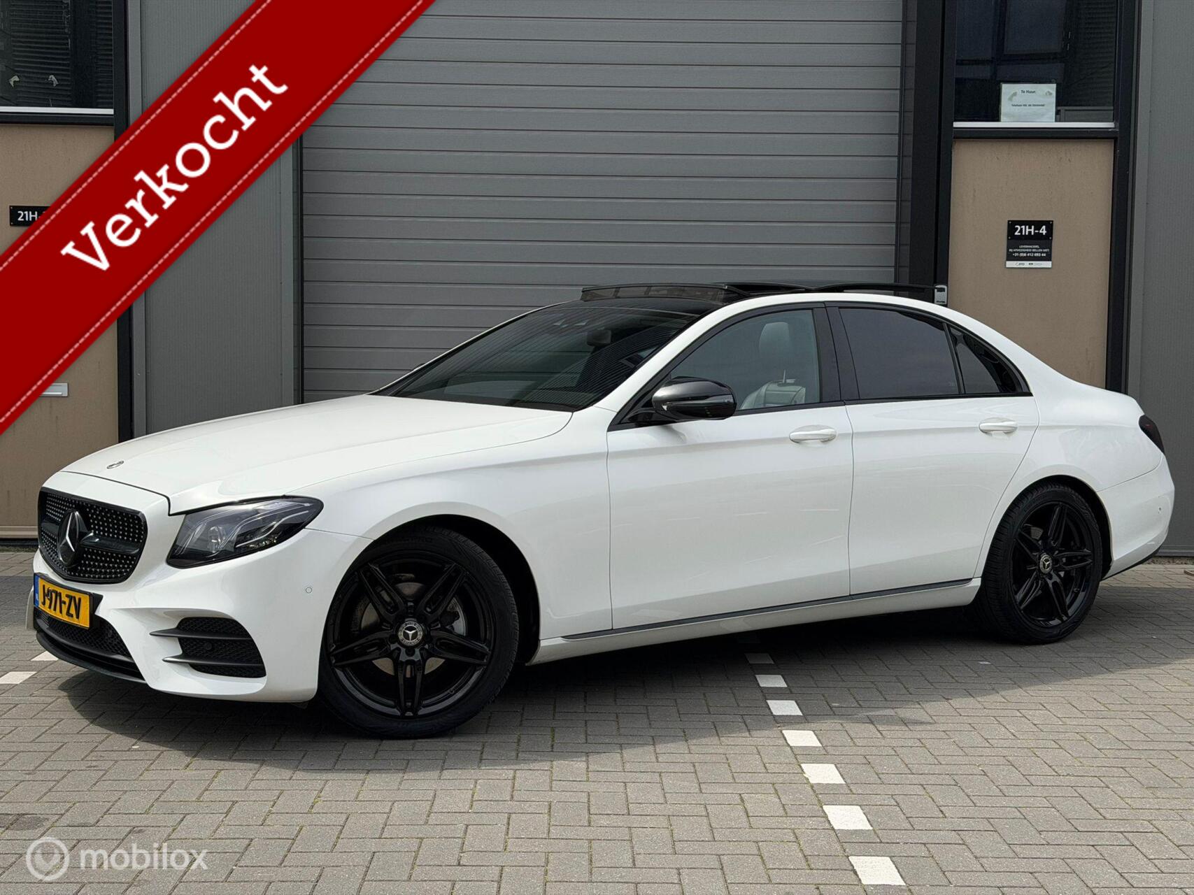Mercedes-Benz E 220 D 220d Amg / Pano / Virtual / Alarm / Sfeer 2017 - voorkant