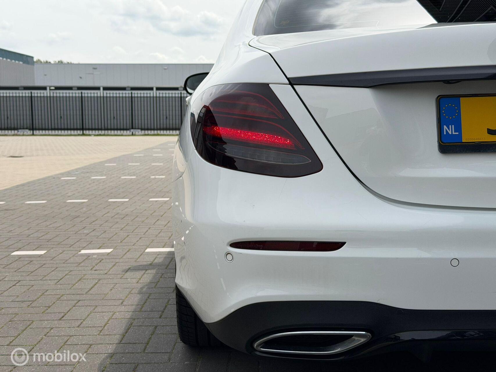 Foto van Mercedes-Benz E 220 D