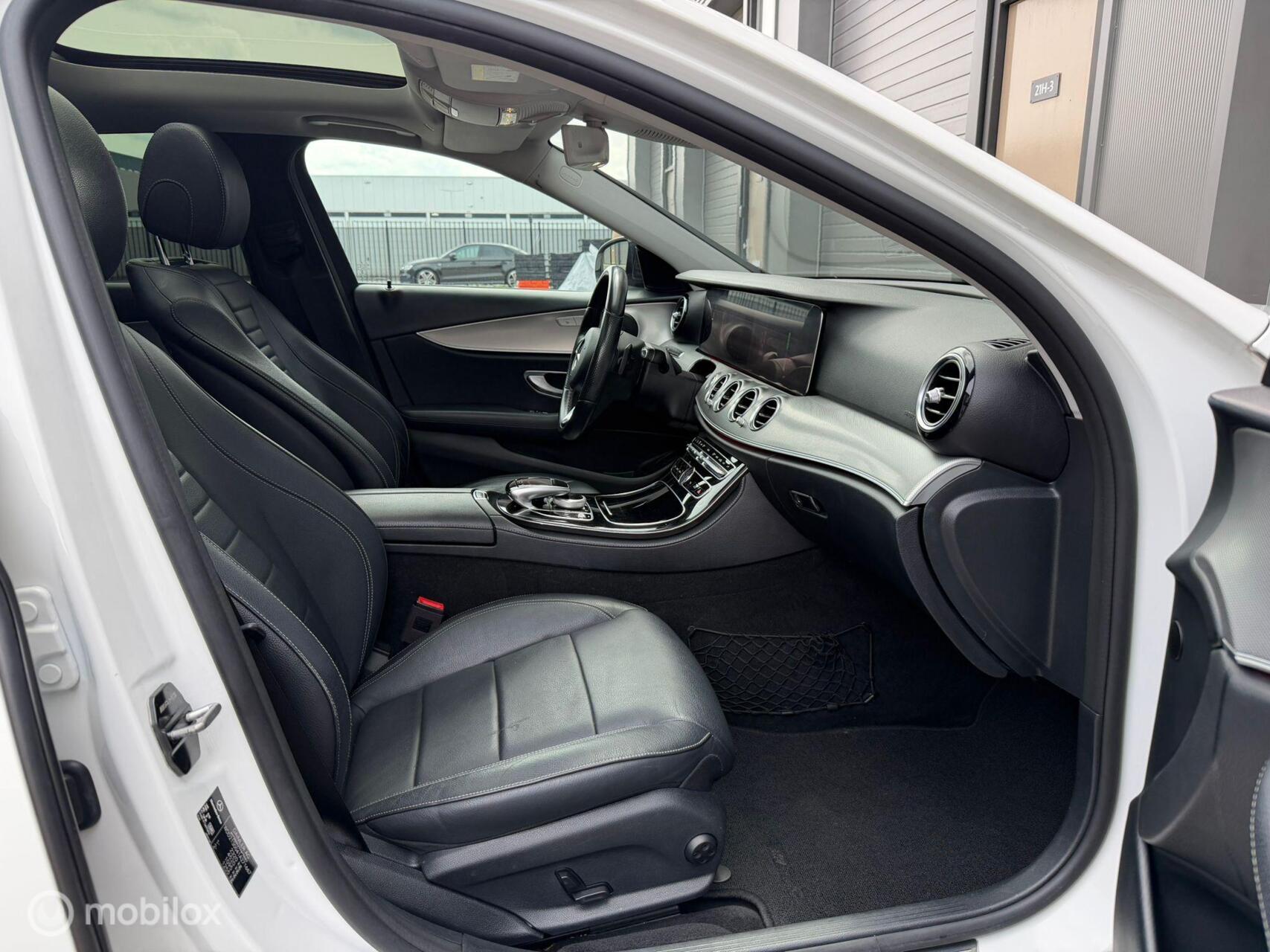 Foto van Mercedes-Benz E 220 D