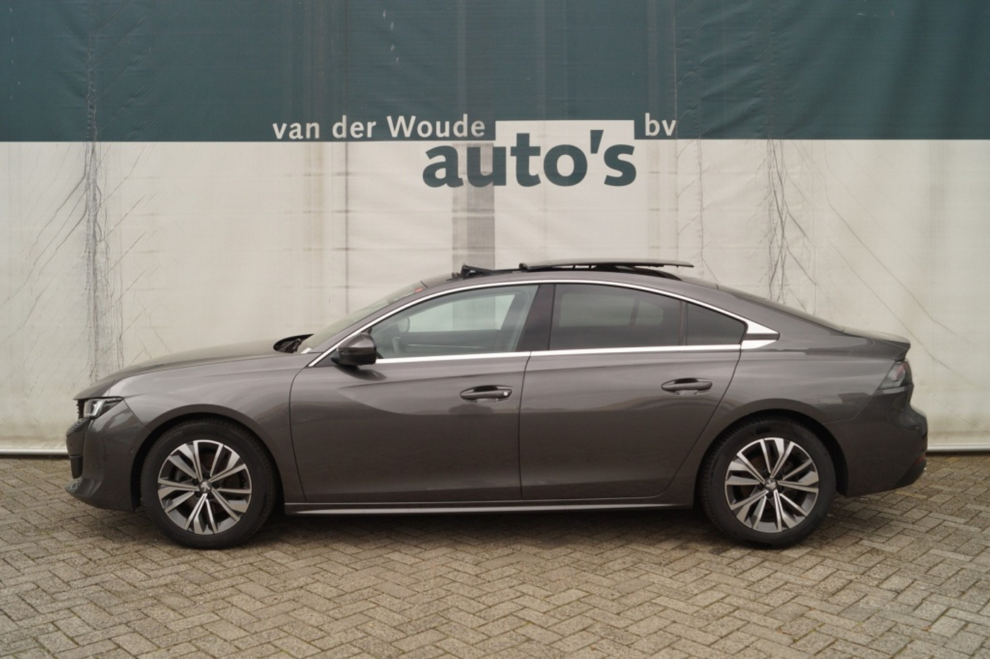 Peugeot 508 1.5 BlueHDI 130pk Allure -PANO-NAVI-ECC-PDC- 2020 - voorkant