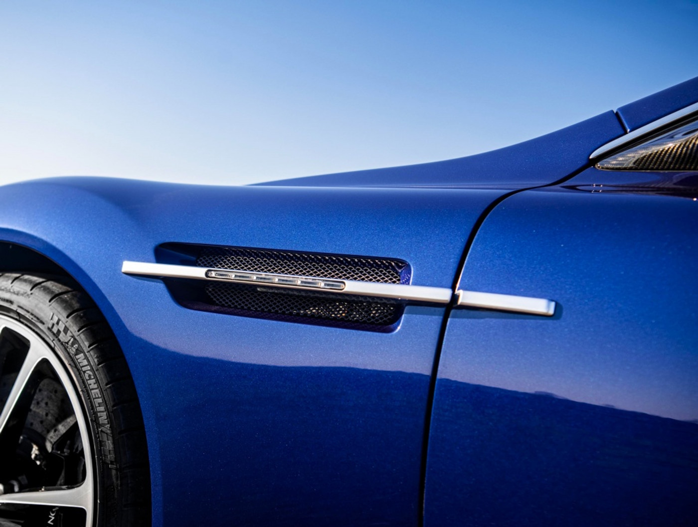 Foto van Aston Martin DBS
