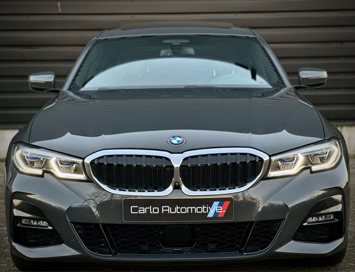 Foto van BMW 330e