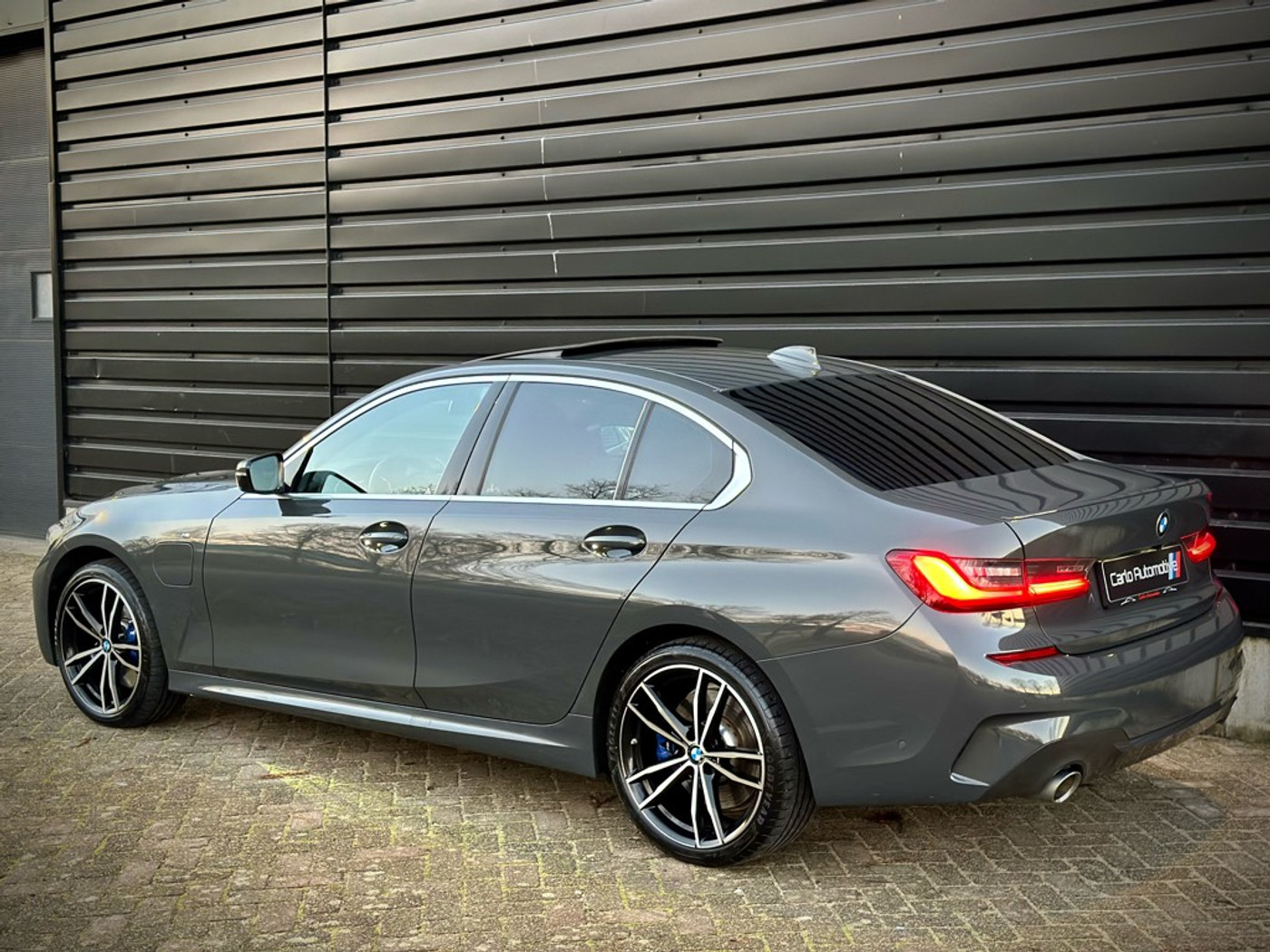 Foto van BMW 330e