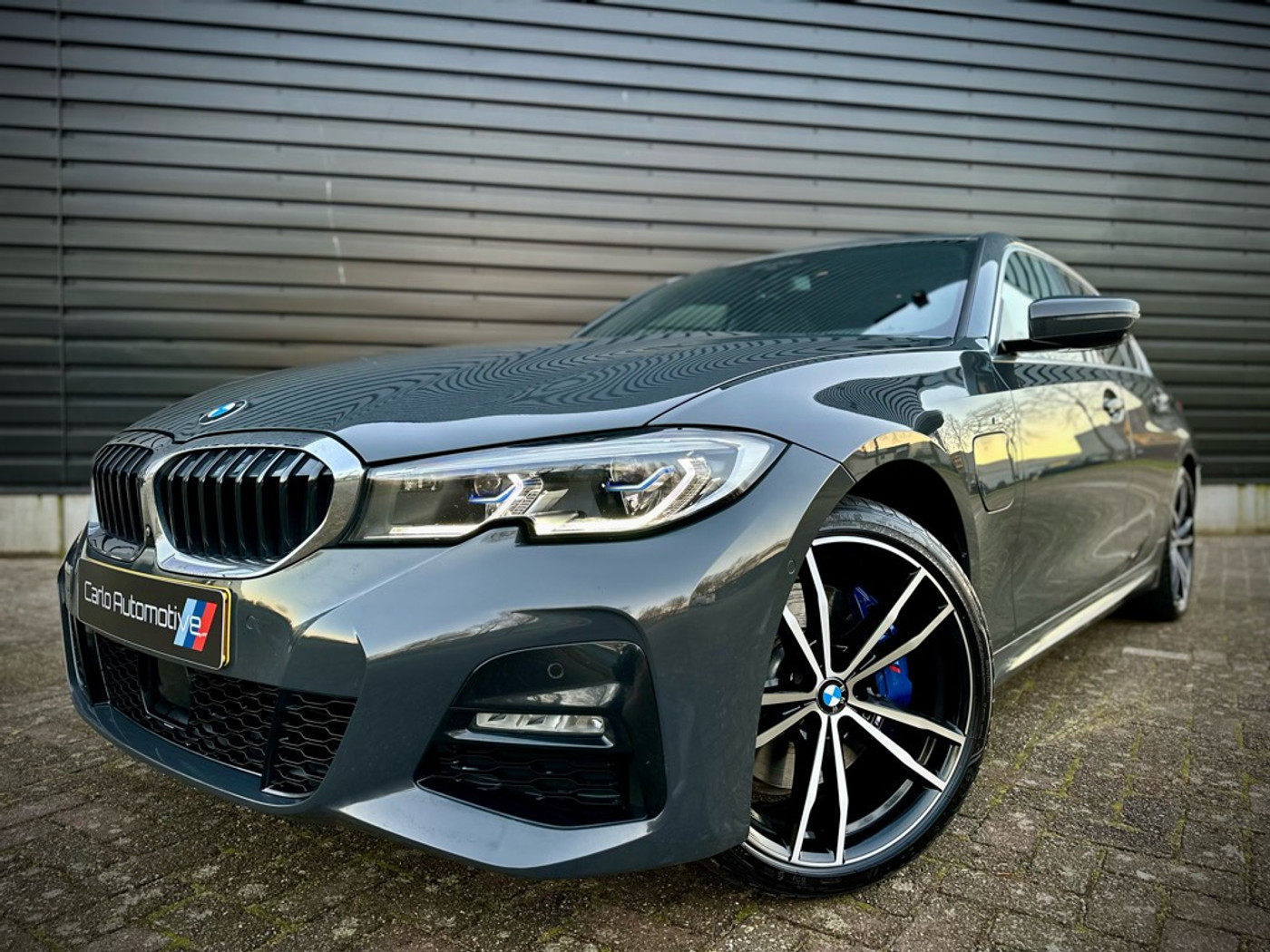 Foto van BMW 330e