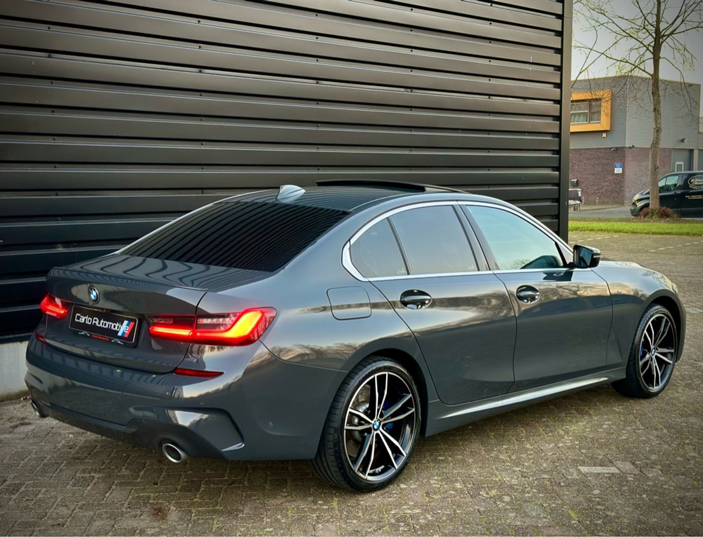 Foto van BMW 330e