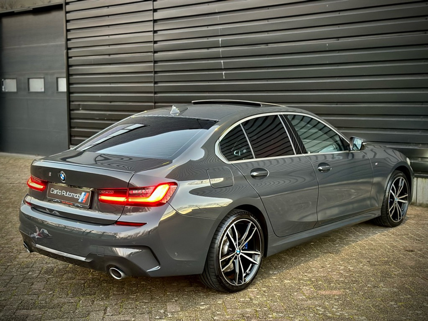 Foto van BMW 330e