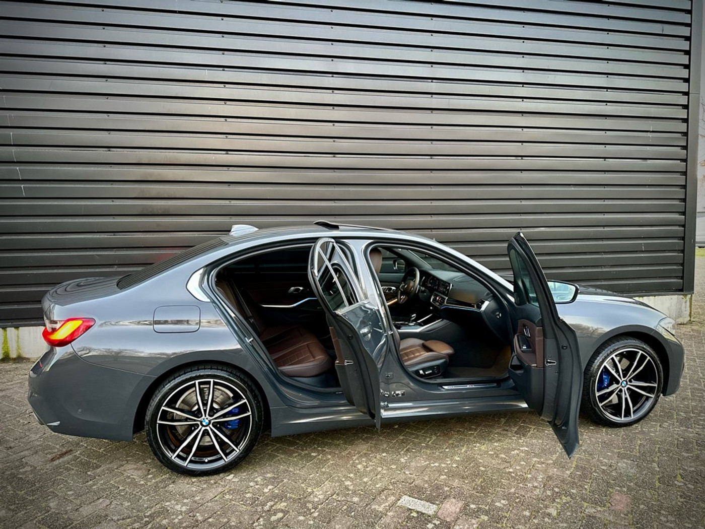 Foto van BMW 330e