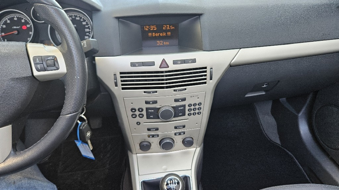 Foto van Opel Astra Twin Top