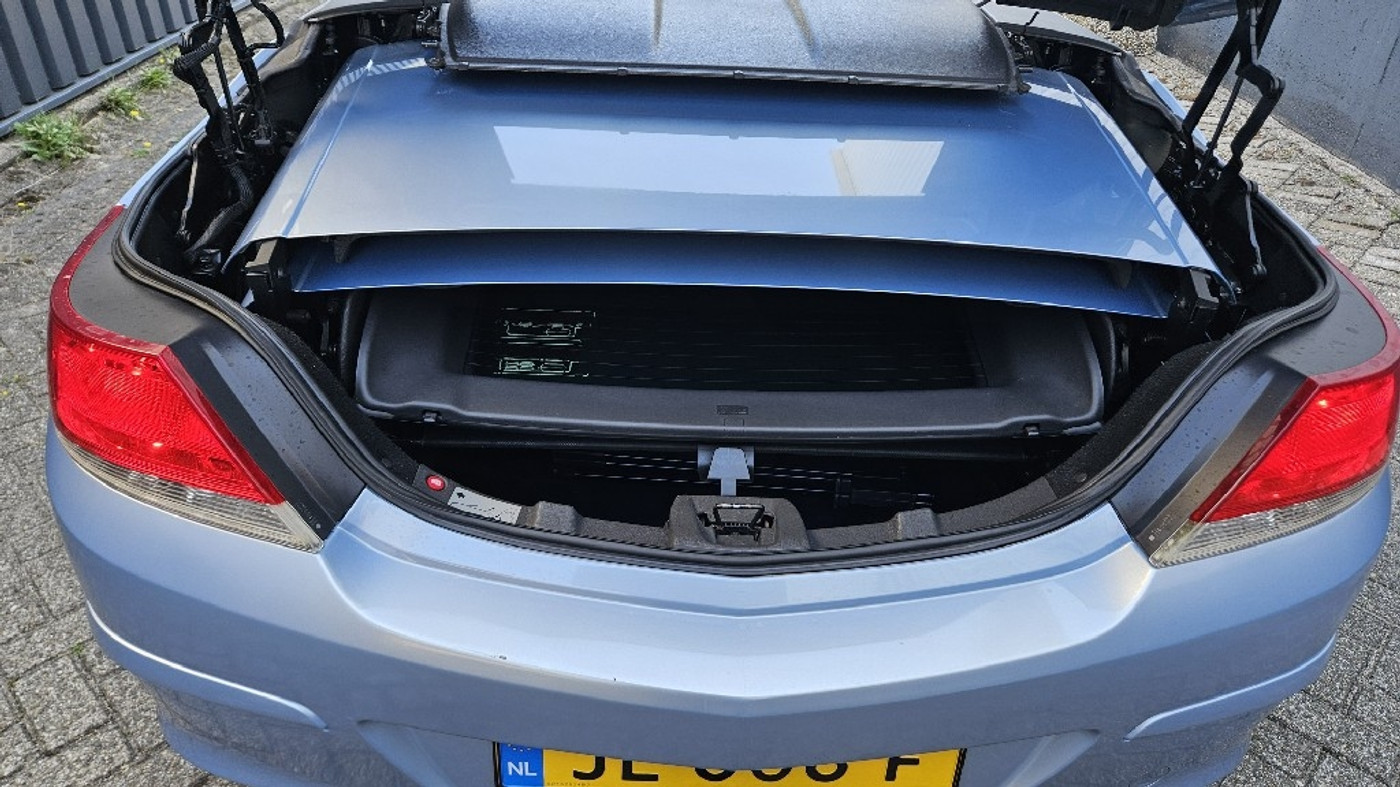 Foto van Opel Astra Twin Top
