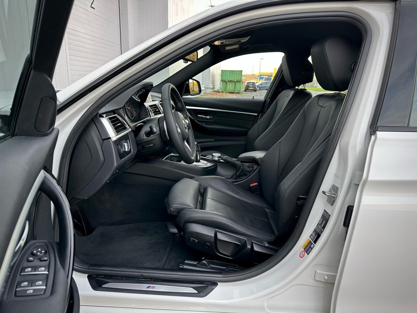 Foto van BMW 330e