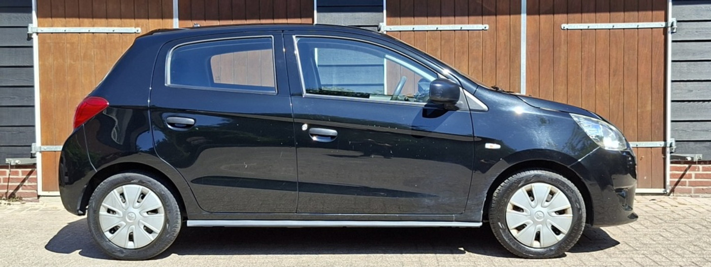 Foto van Mitsubishi Space Star