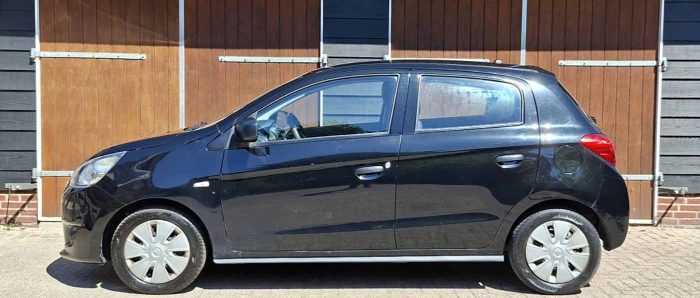Foto van Mitsubishi Space Star