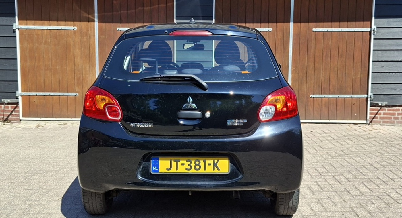 Foto van Mitsubishi Space Star
