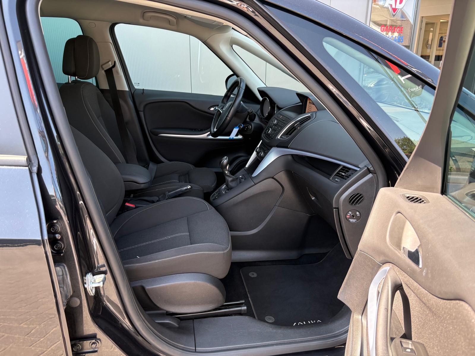 Foto van Opel Zafira Tourer
