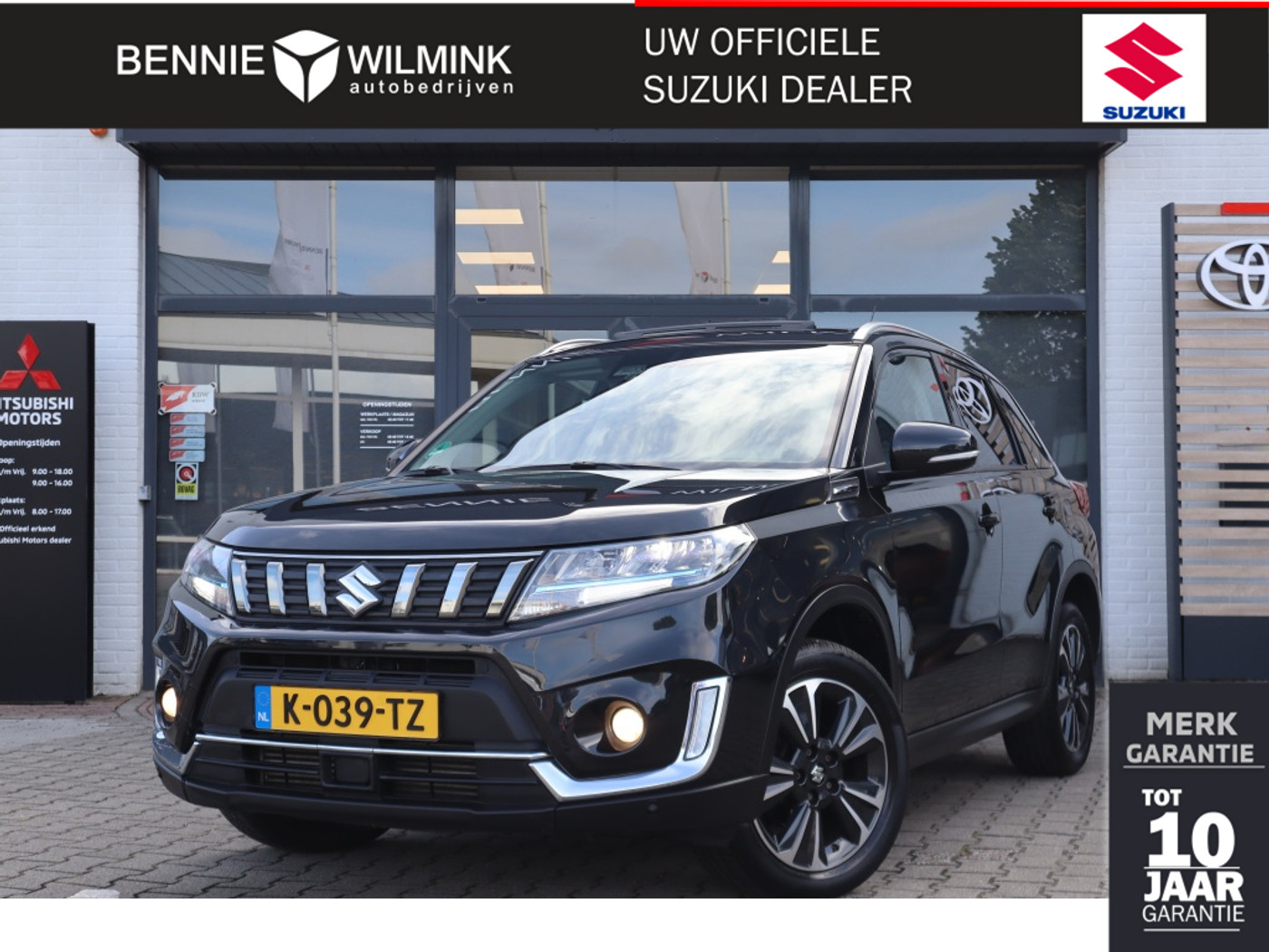 Suzuki Vitara 1.4 BoosterJet Style Hybrid AdaptiveCruise/Apple/AndroidAuto 2021 - voorkant