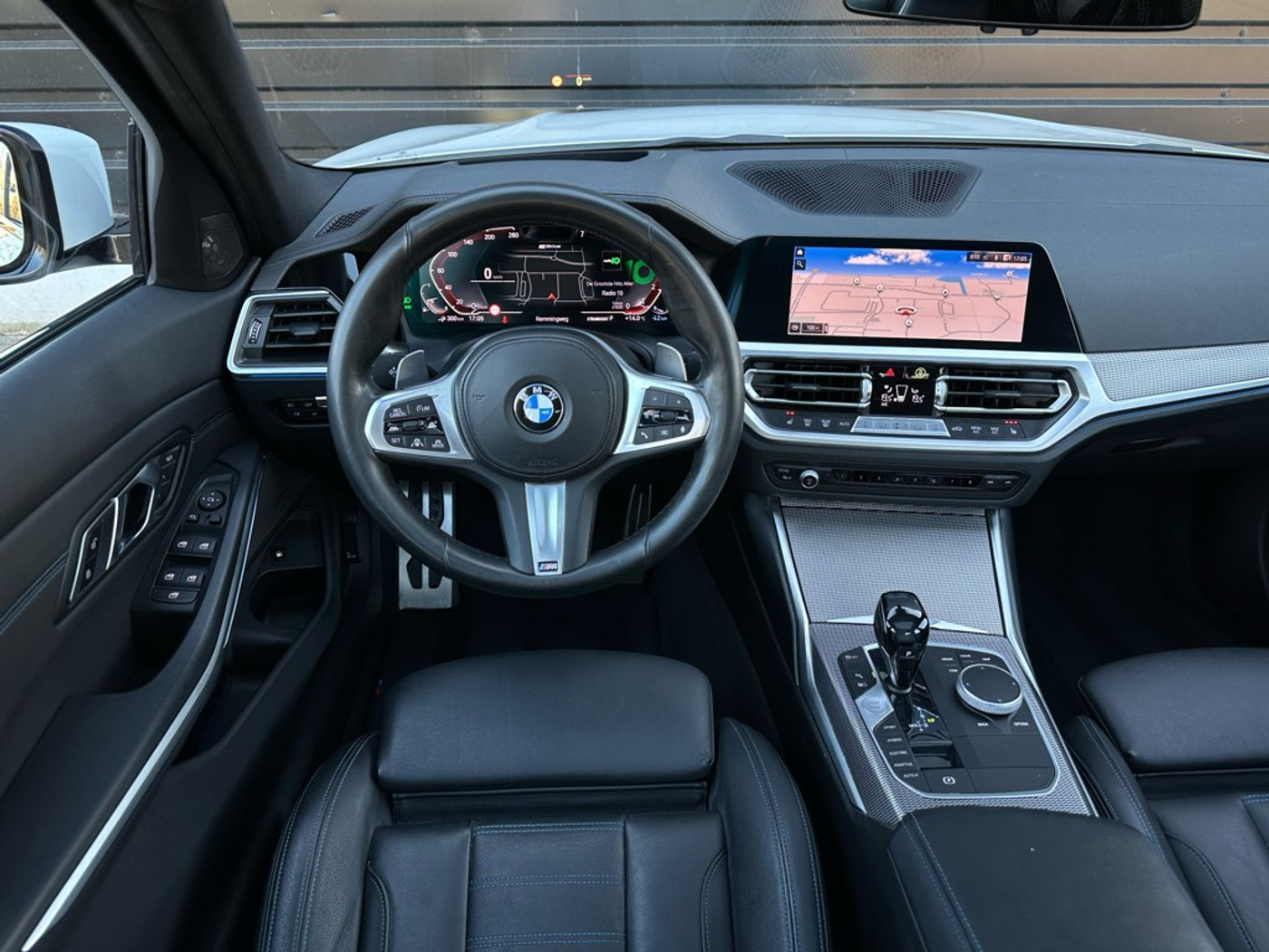 Foto van BMW 330e