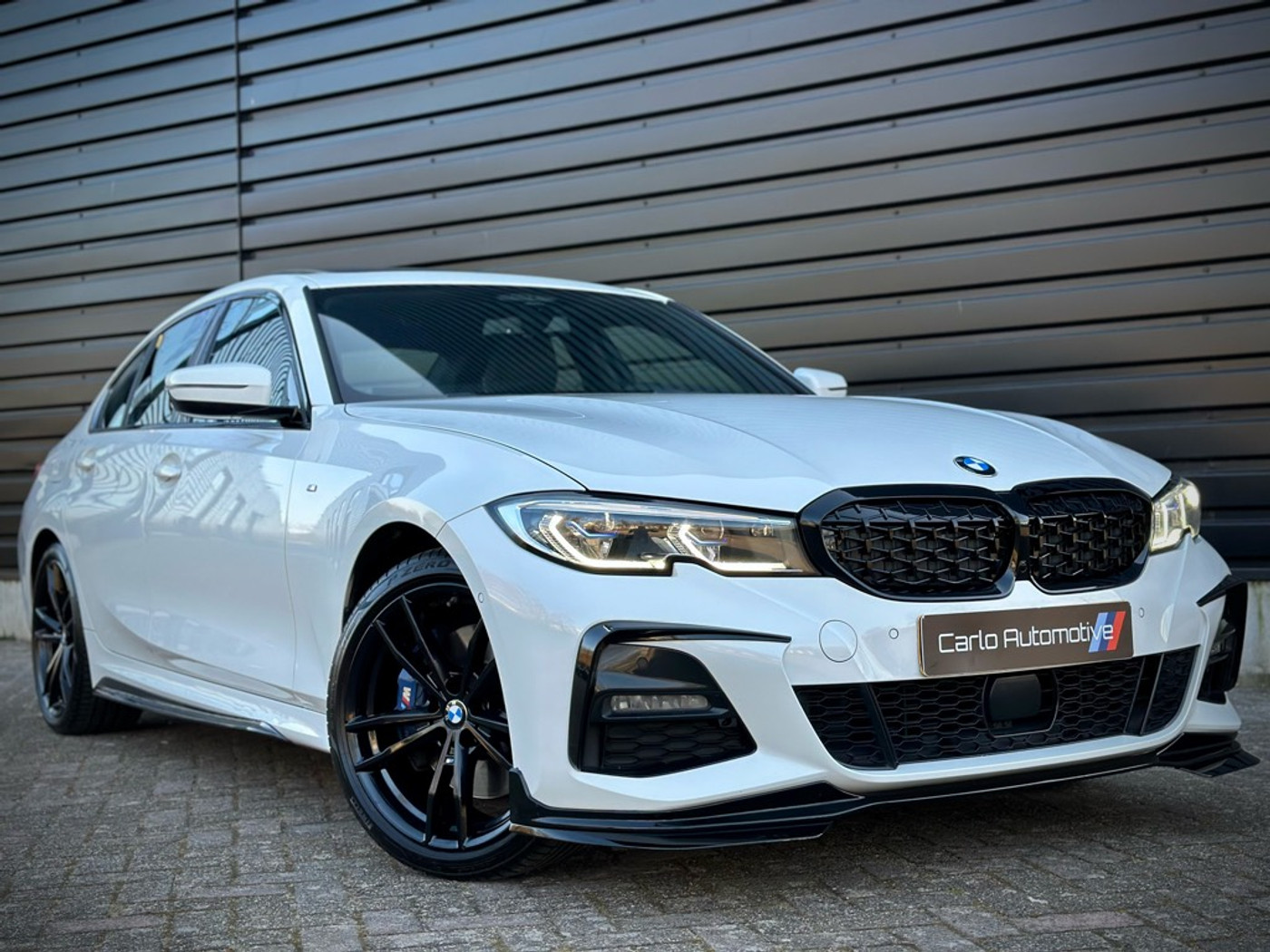 Foto van BMW 330e