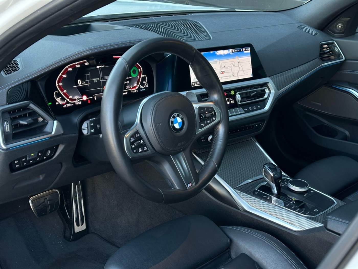 Foto van BMW 330e