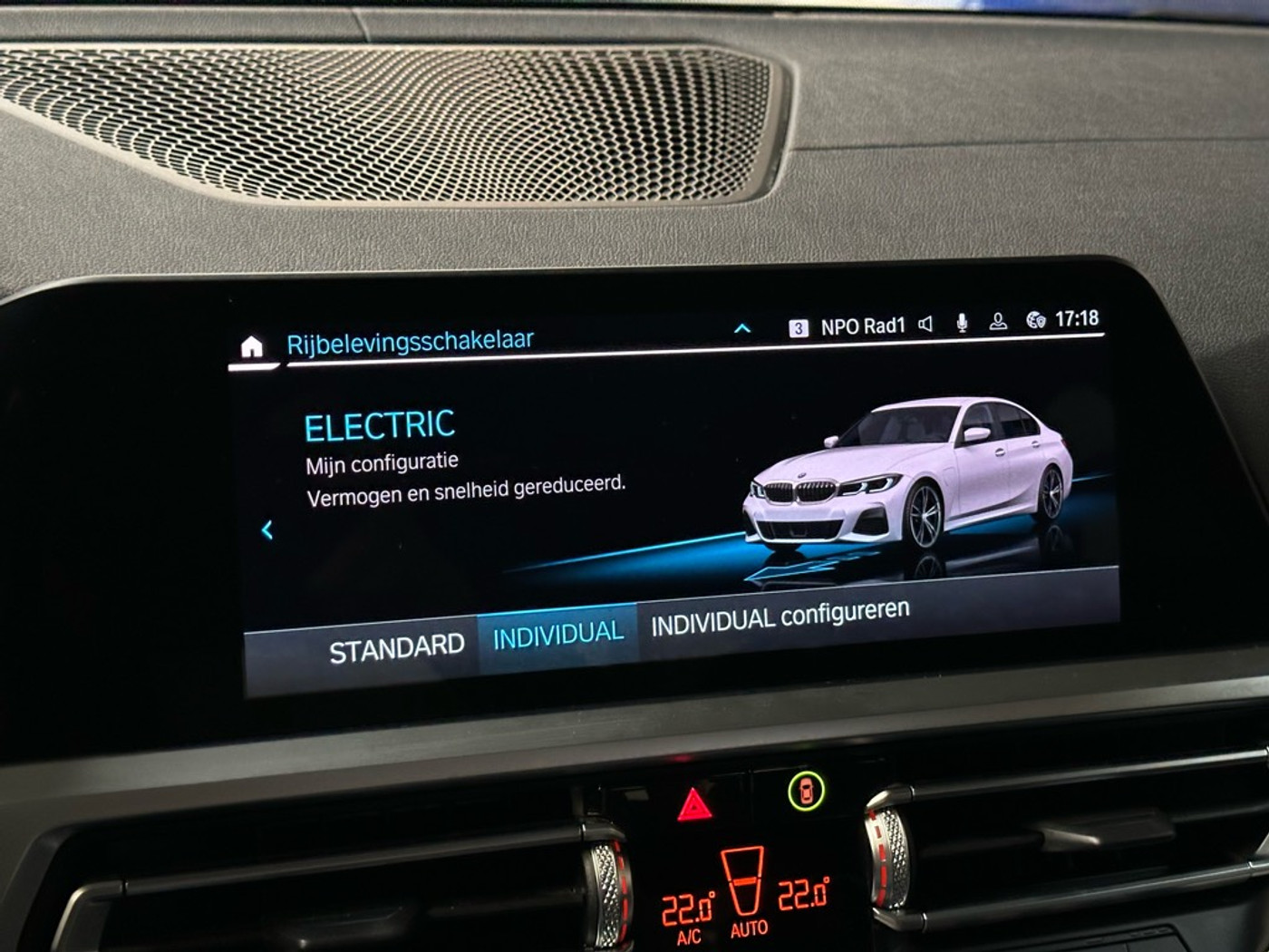 Foto van BMW 330e