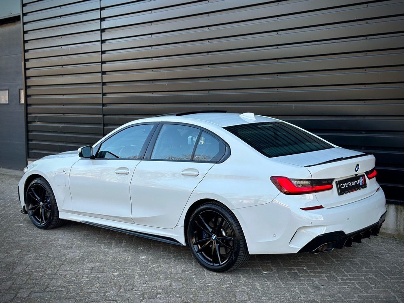 Foto van BMW 330e