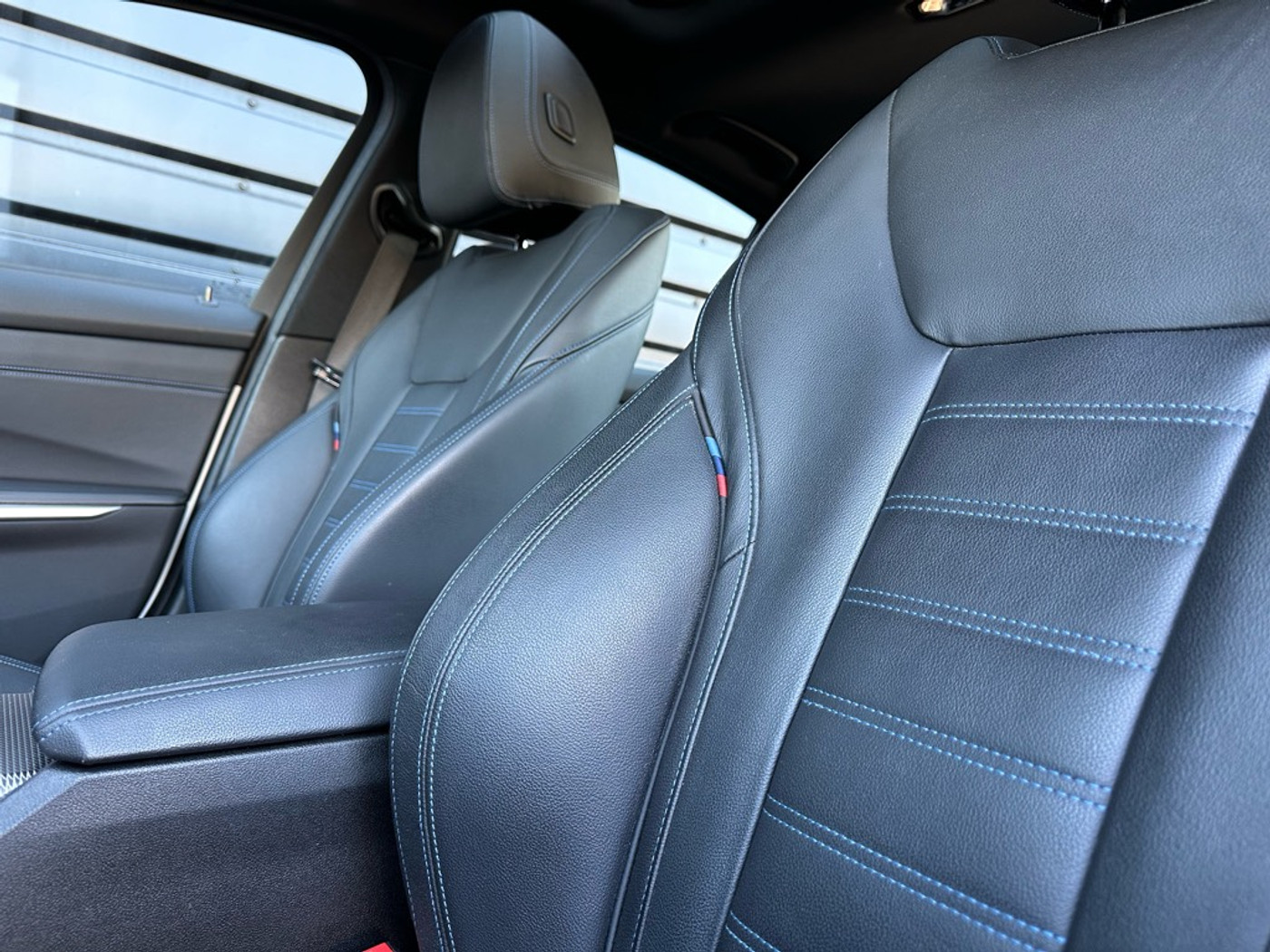 Foto van BMW 330e